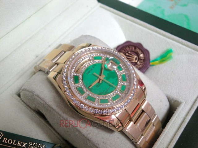 Rolex replica daydate ll SARU green dial diamond bezel orologio replica copia imitazione - immagine 6