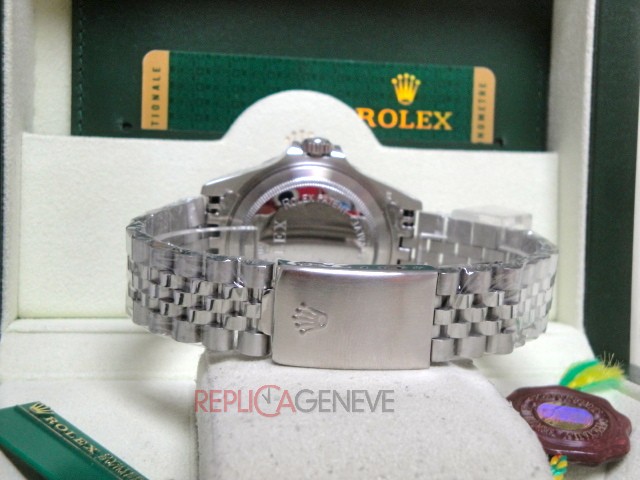 Rolex replica GMT master II vintage plexy 1675 rosso nero jubilèè orologio replica imitazione - immagine 14