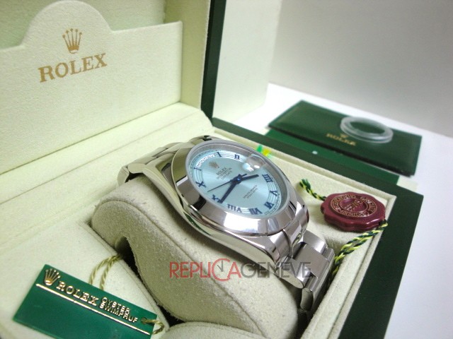 Rolex replica daydate ll oyster blu roman sky dial orologio replica copia imitazione - immagine 3
