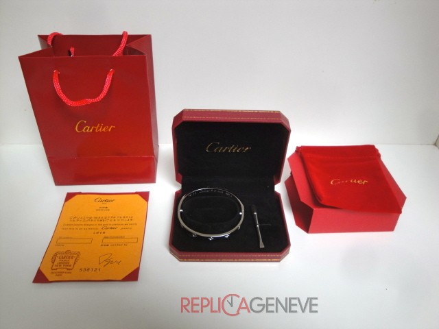 Cartier replica gioielli bracciale love oro bianco imitazione copia perfetta - immagine 9