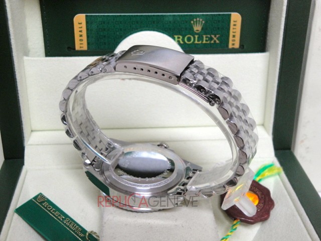 Rolex replica GMT master II vintage plexy 1675 black blezel jubilèè orologio replica imitazione - immagine 6