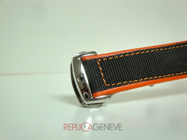 Omega replica seamaster Planet Ocean co-axial acciaio black dial leather orologio replica - immagine 3