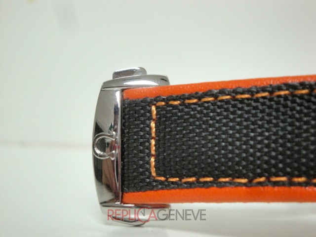 Omega replica seamaster Planet Ocean co-axial acciaio black dial leather orologio replica - immagine 10