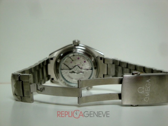 Omega replica seamaster Planet Ocean co-axial acciaio black dial orologio replica - immagine 6