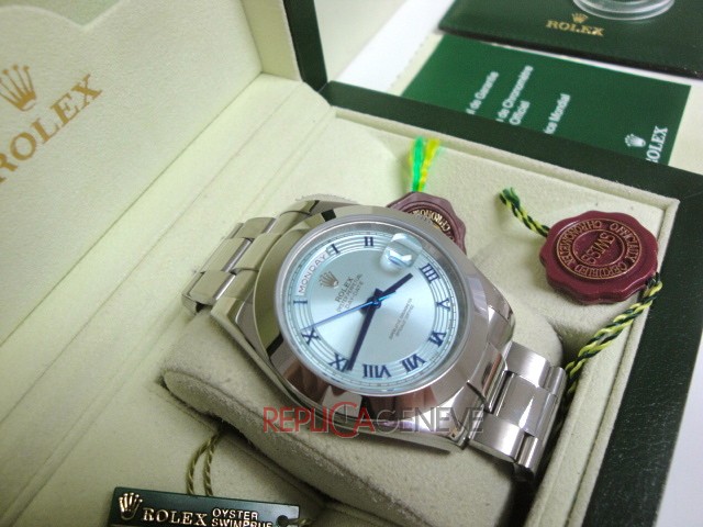 Rolex replica daydate ll oyster blu roman sky dial orologio replica copia imitazione - immagine 4