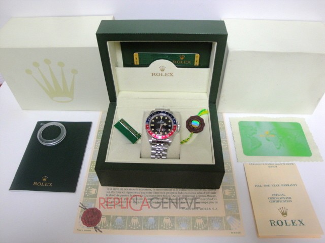 Rolex replica GMT master II vintage plexy 1675 rosso blu jubilèè orologio replica imitazione - immagine 6