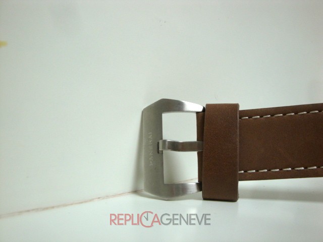 Officine Panerai replica luminor submersible acciaio depthe gauge leather - immagine 3