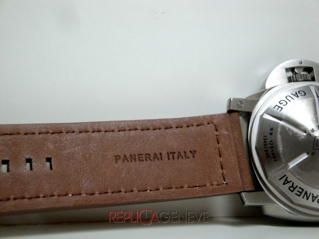Officine Panerai replica luminor submersible acciaio depthe gauge leather - immagine 6