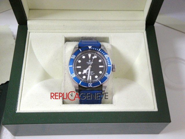 Tudor replica pelagos selfwinding strip leather blue orologio replica copia imitazione