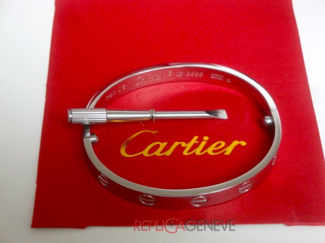Cartier replica gioielli bracciale love oro bianco imitazione copia perfetta - immagine 11