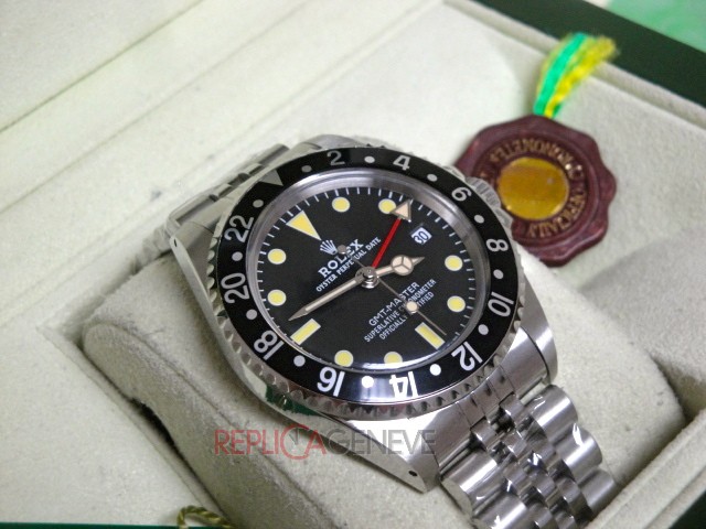 Rolex replica GMT master II vintage plexy 1675 black blezel jubilèè orologio replica imitazione