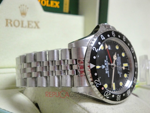 Rolex replica GMT master II vintage plexy 1675 black blezel jubilèè orologio replica imitazione - immagine 2