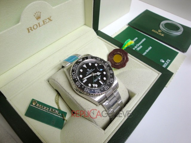 Rolex replica GMT master II ref. 116710LN ceramichon bezel orologio replica - immagine 4