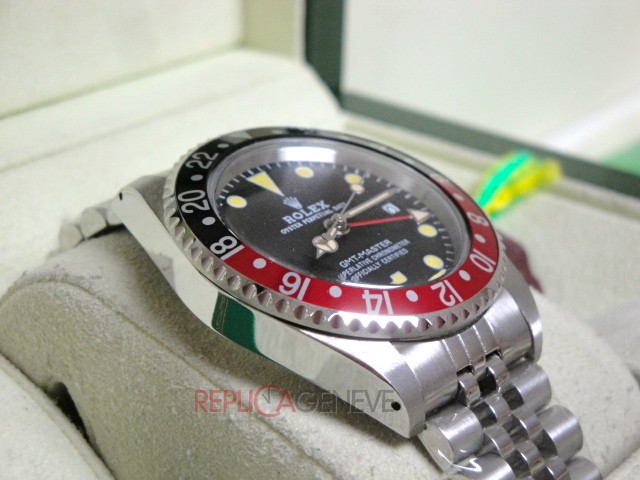 Rolex replica GMT master II vintage plexy 1675 rosso nero jubilèè orologio replica imitazione - immagine 3