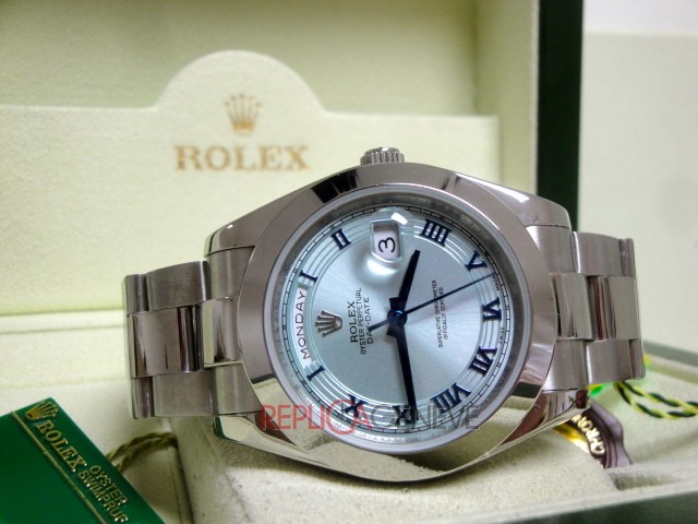 Rolex replica daydate ll oyster blu roman sky dial orologio replica copia imitazione - immagine 8
