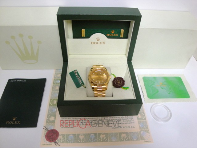 Rolex replica Day-Date II 40 228238 Yellow Gold dial - immagine 14