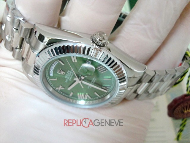 Rolex replica day-date ll 228239 olive dial orologio replica - immagine 9