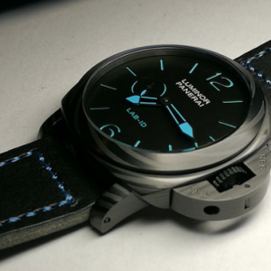 Panerai replica Lab-ID Luminor 1950 Carbotech PAM700 orologio replica copia