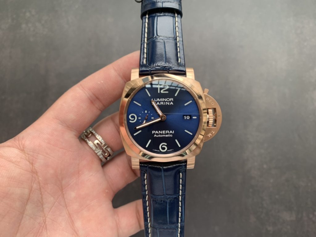 Panerai replica PAM 1112 Luminor Marina Rose Gold