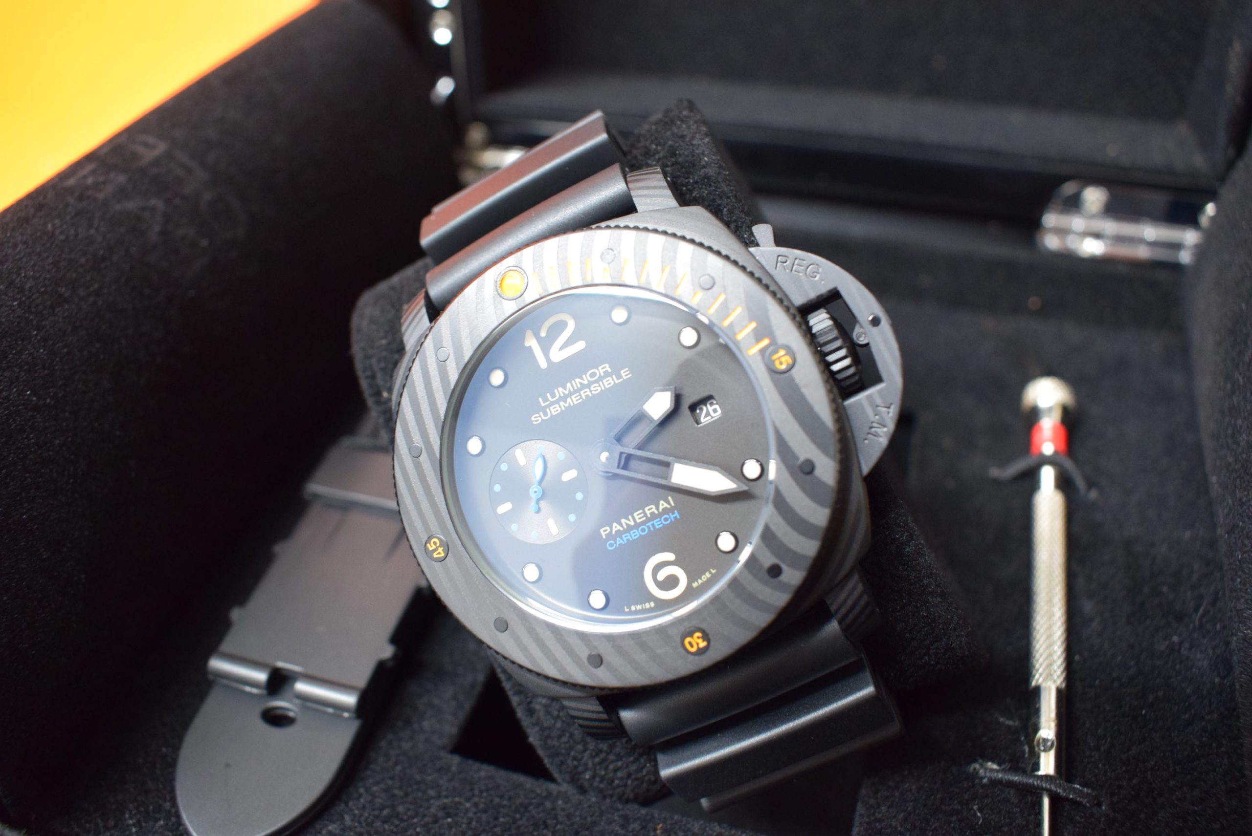Officine Panerai replica luminor submersible carbotech pro-hunter pvd rubber-b - immagine 6
