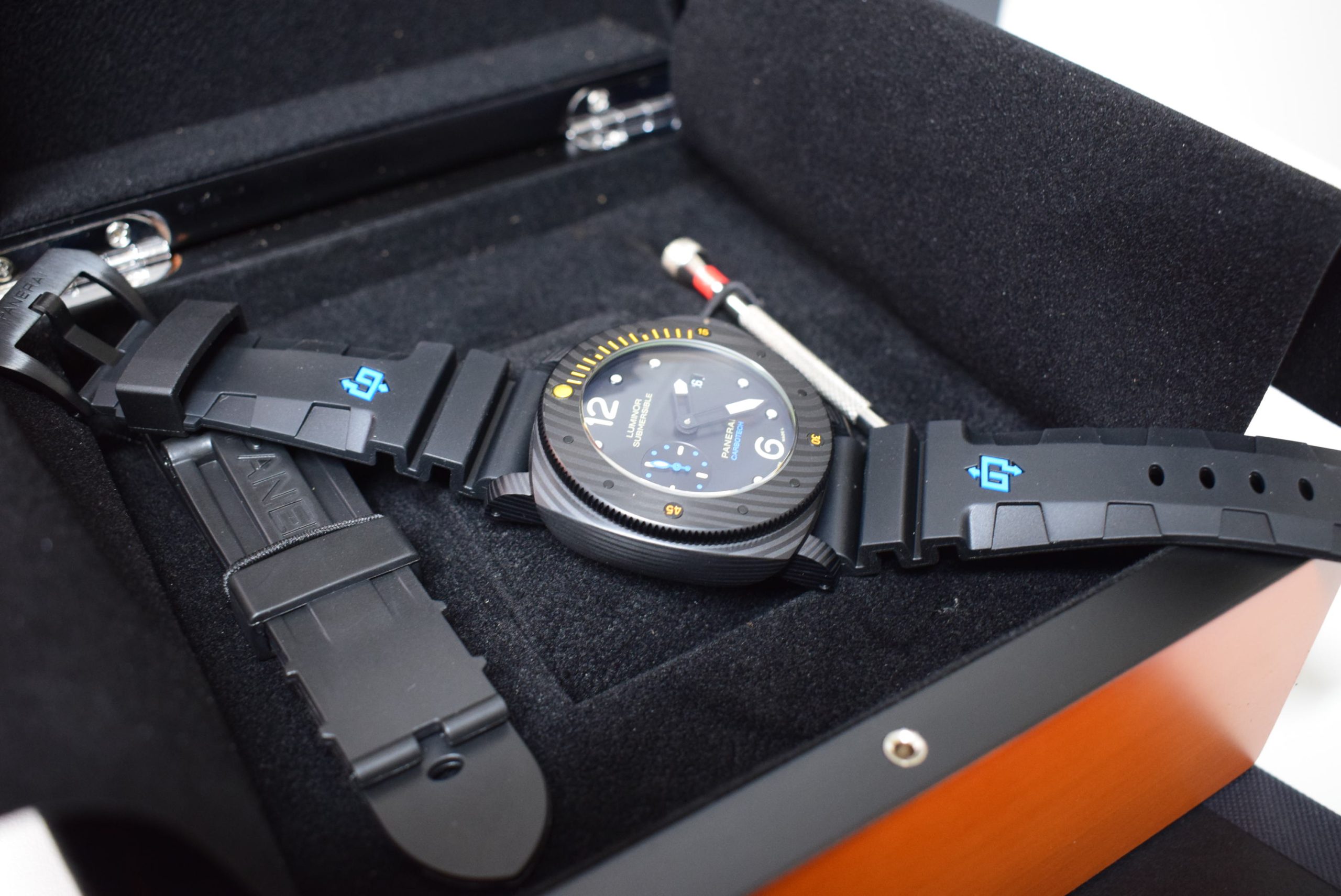 Officine Panerai replica luminor submersible carbotech pro-hunter pvd rubber-b - immagine 10