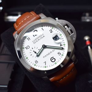 Panerai replica luminor marina white dial