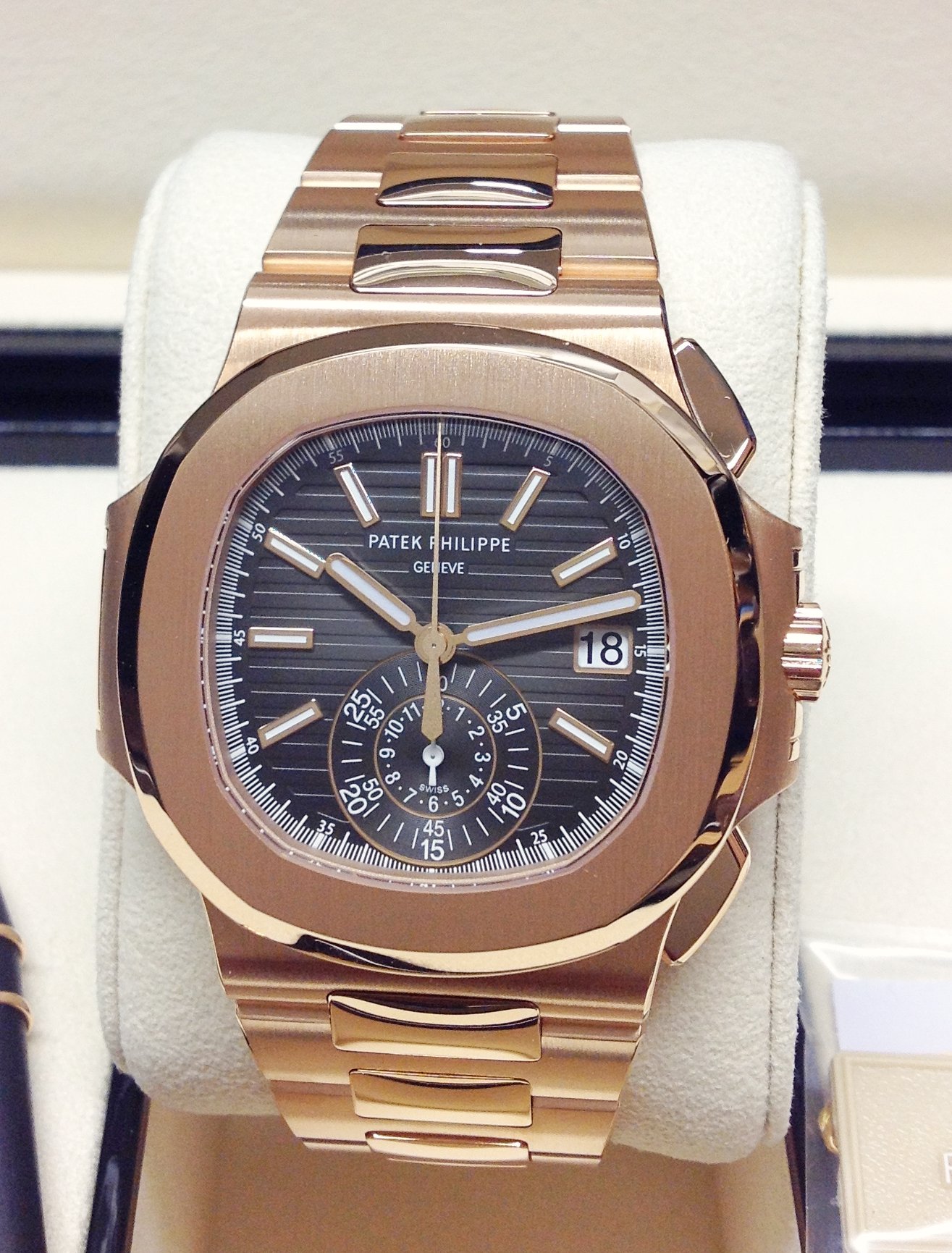 Patek Philippe replica Nautilus 5980 1R-001 Rose Gold - immagine 5