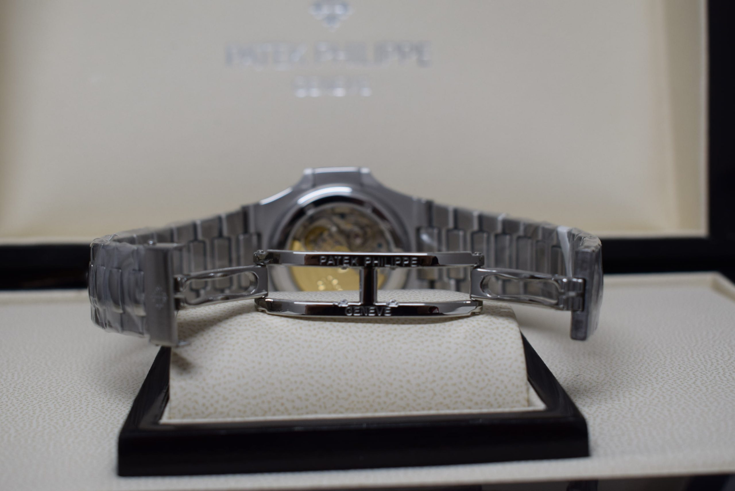 Patek Philippe nautilus 5711 black dial skeletron orologio replica imitazione copia - immagine 10