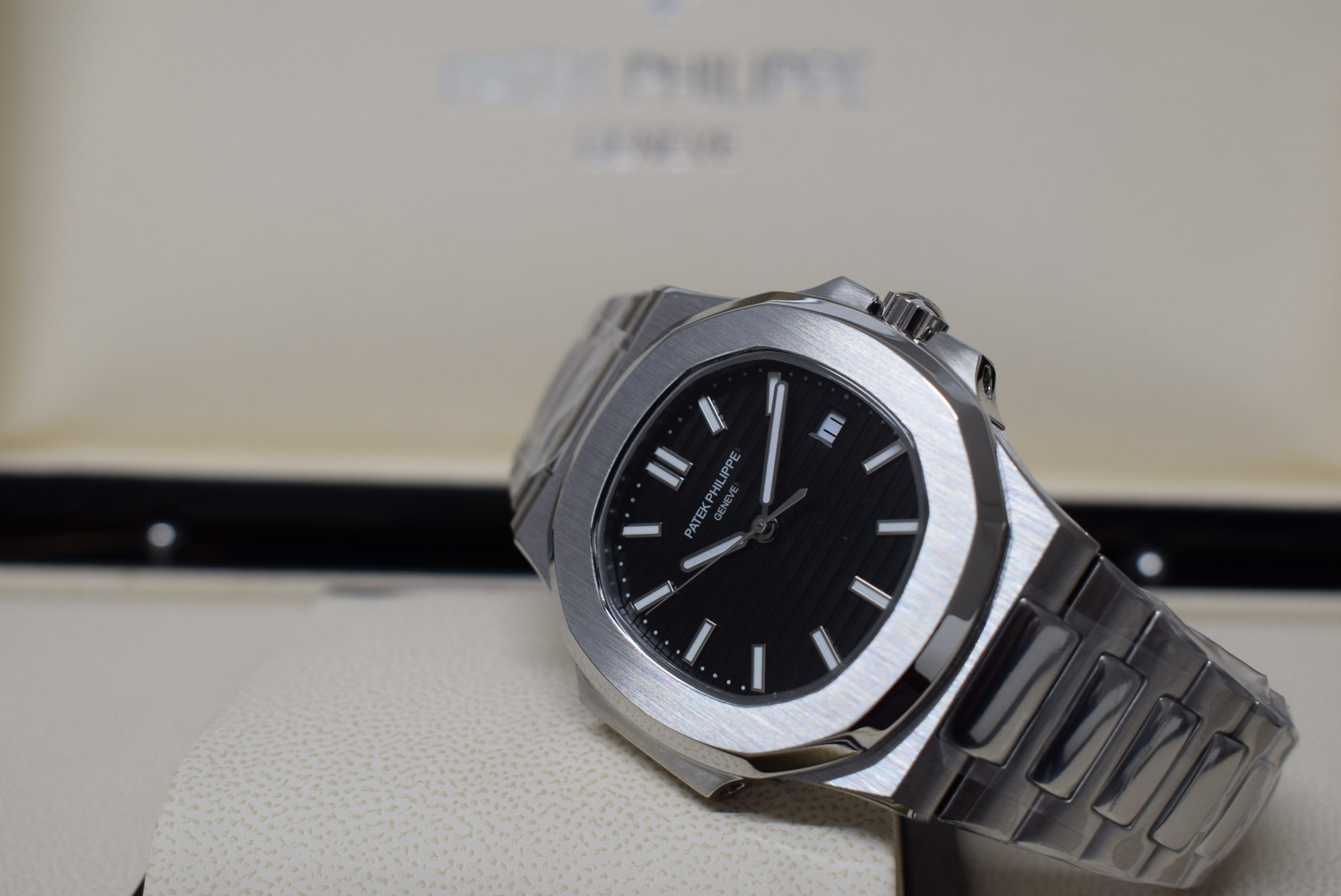 Patek Philippe nautilus 5711 black dial skeletron orologio replica imitazione copia - immagine 7