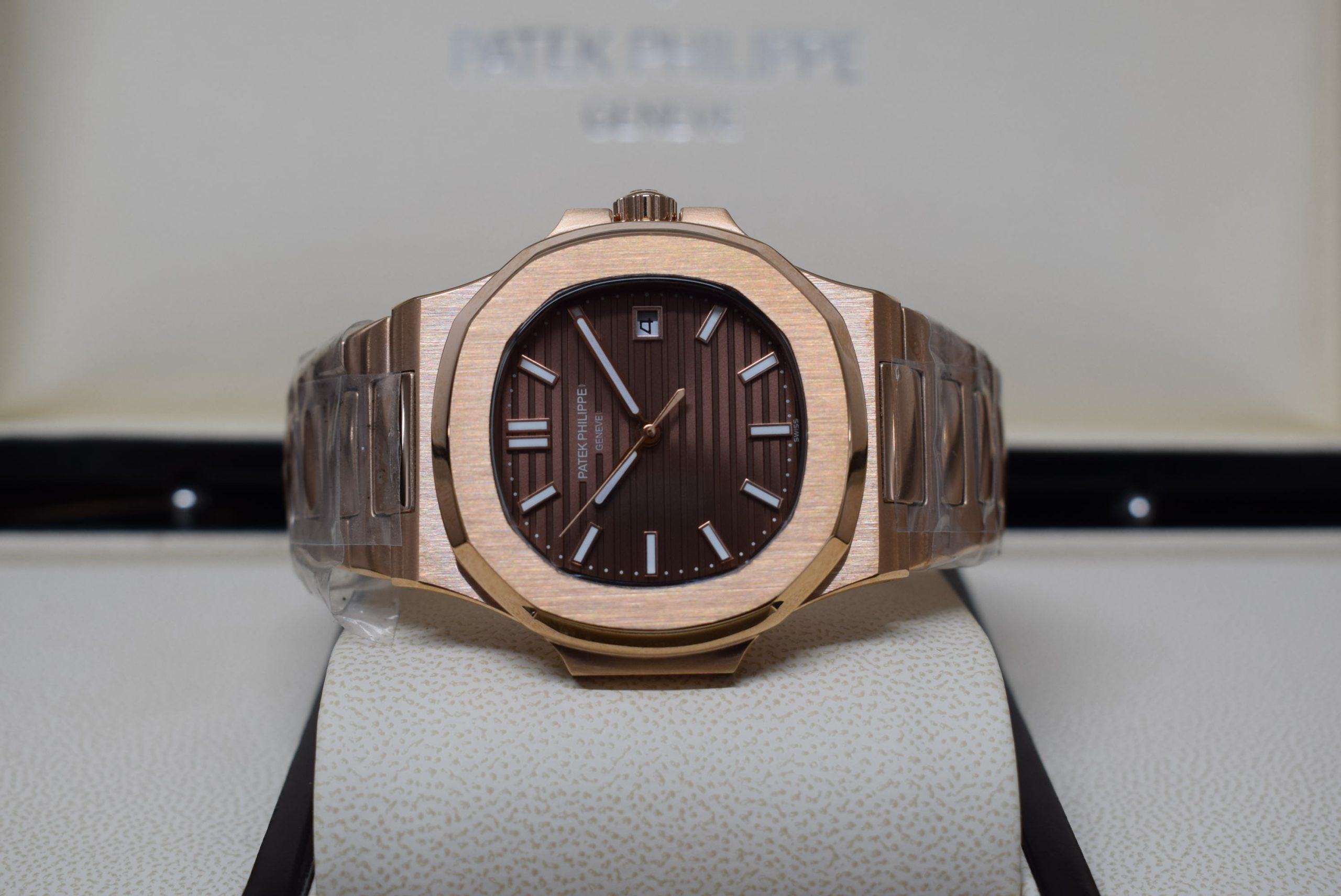 Patek Philippe replica nautilus 5711-1R rose gold brown dial