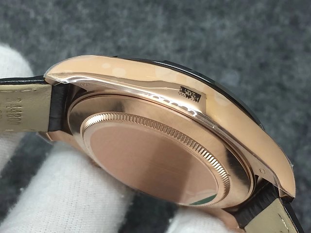 Rolex replica Daytona 116515 rose Gold Oysterflex rose dial - immagine 11
