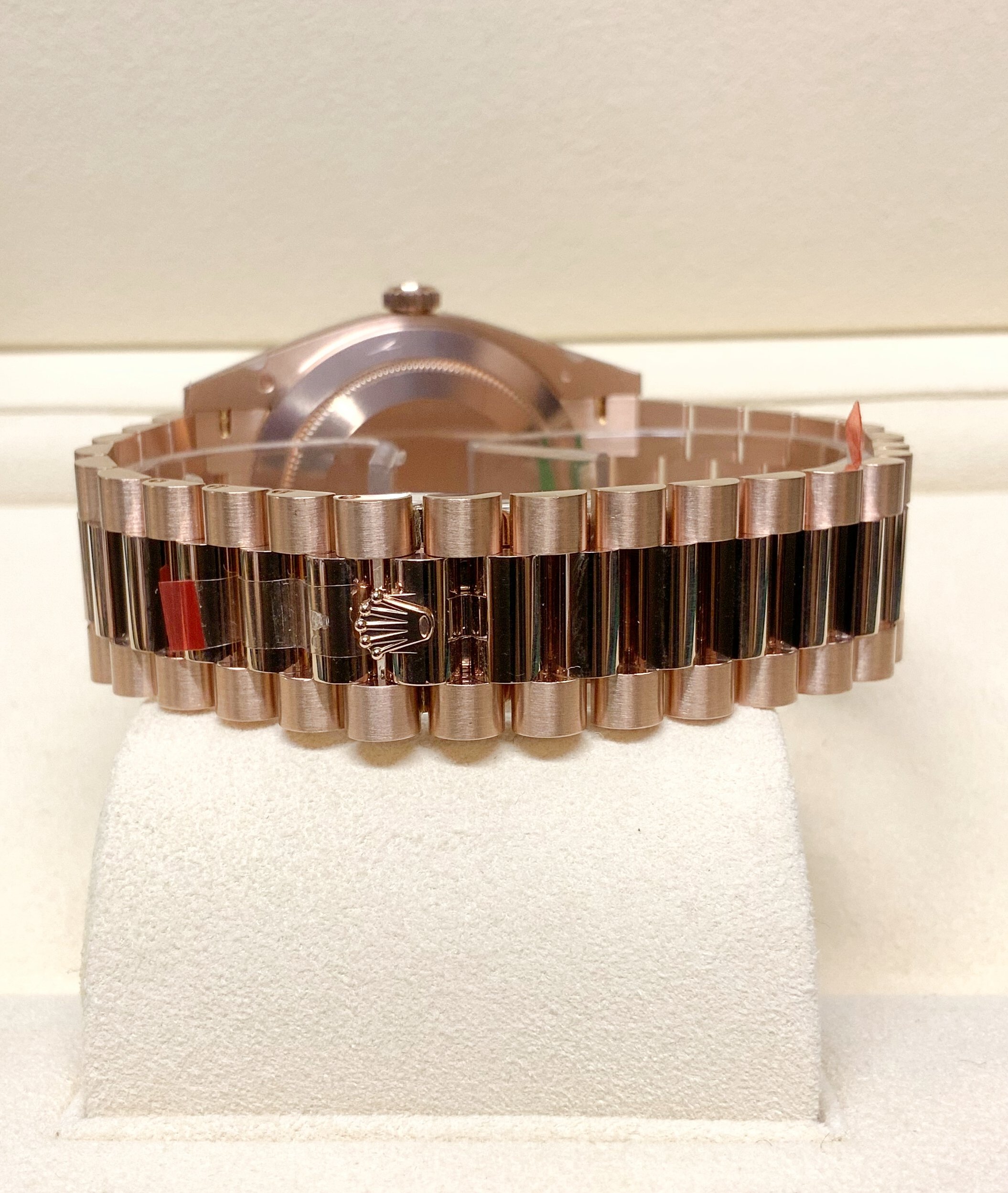 Rolex replica Day-Date II 40 228235 rose gold sandust dial - immagine 4