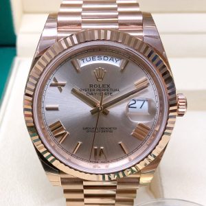 Rolex replica Day-Date II 40 228235 rose gold sandust dial