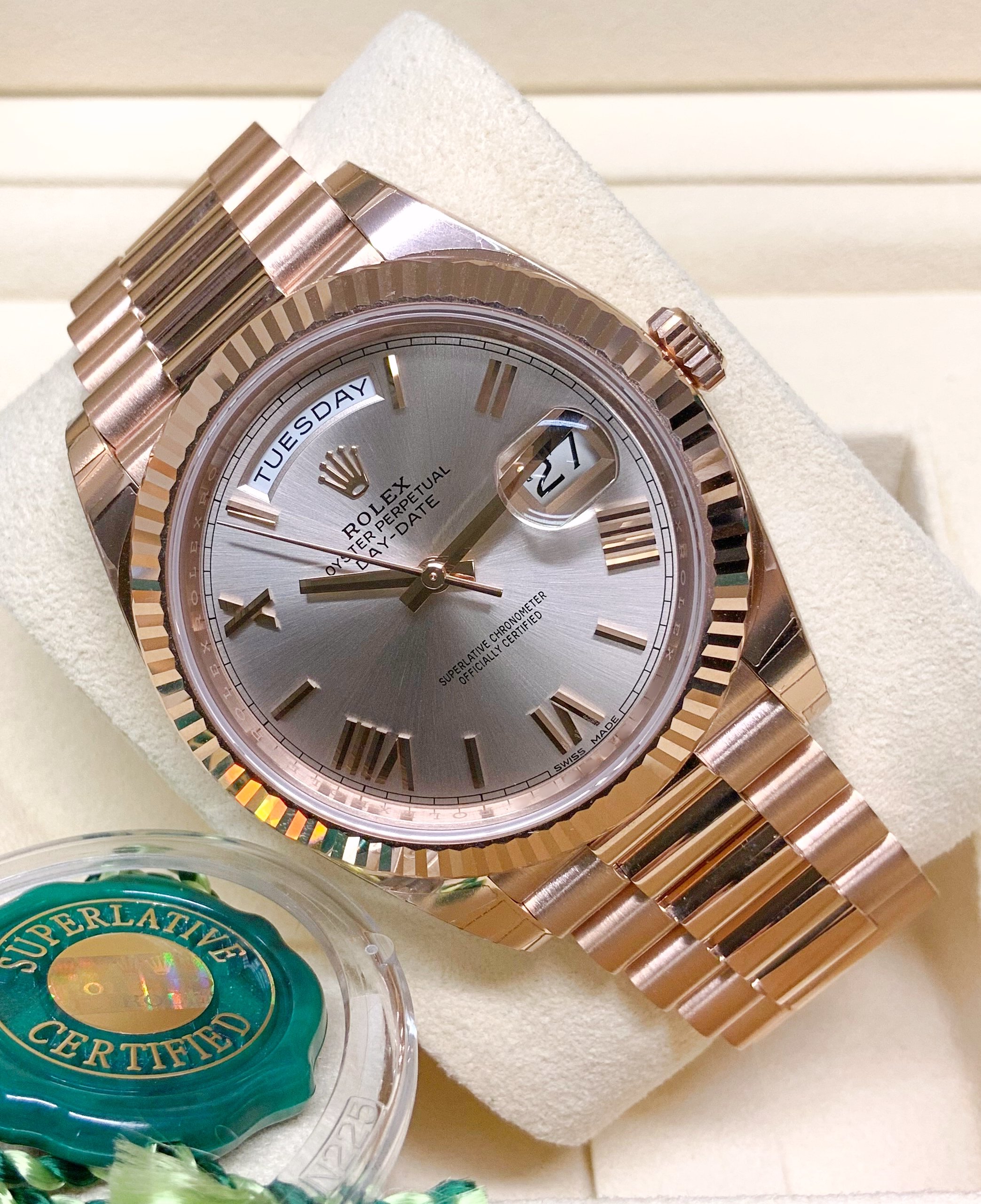 Rolex replica Day-Date II 40 228235 rose gold sandust dial - immagine 6