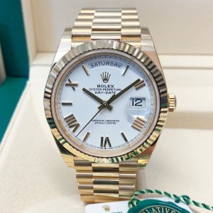 Rolex replica Day-Date II 40 228238 Yellow Gold white dial