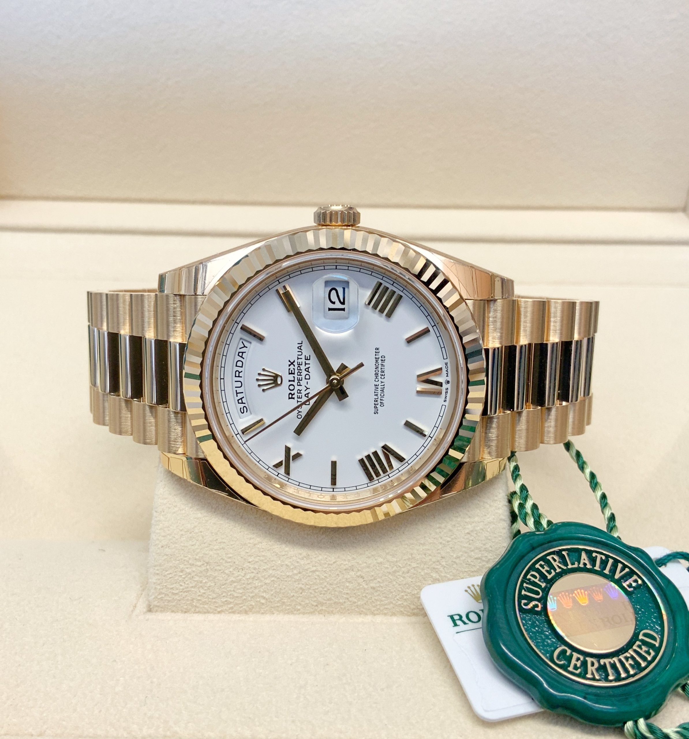 Rolex replica Day-Date II 40 228238 Yellow Gold white dial - immagine 5