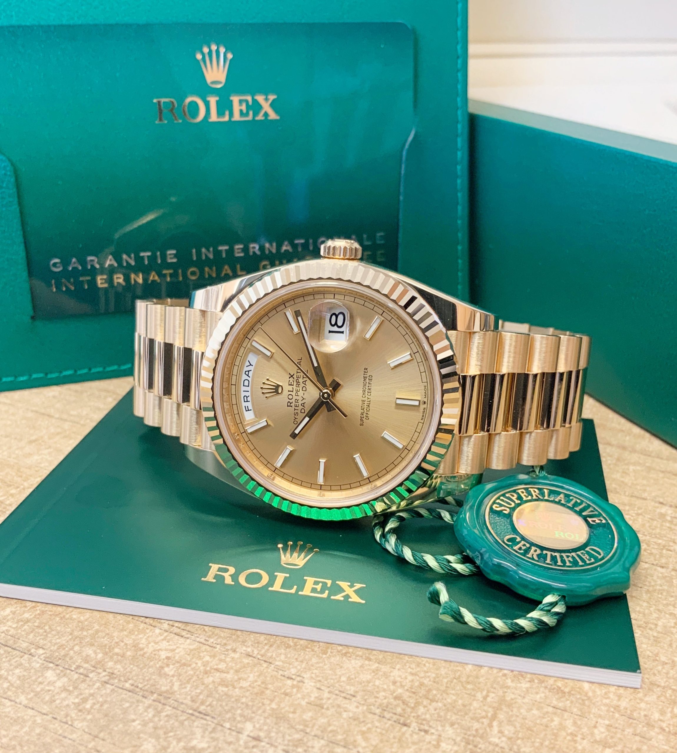 Rolex replica Day-Date II 40 228238 Yellow Gold dial - immagine 5