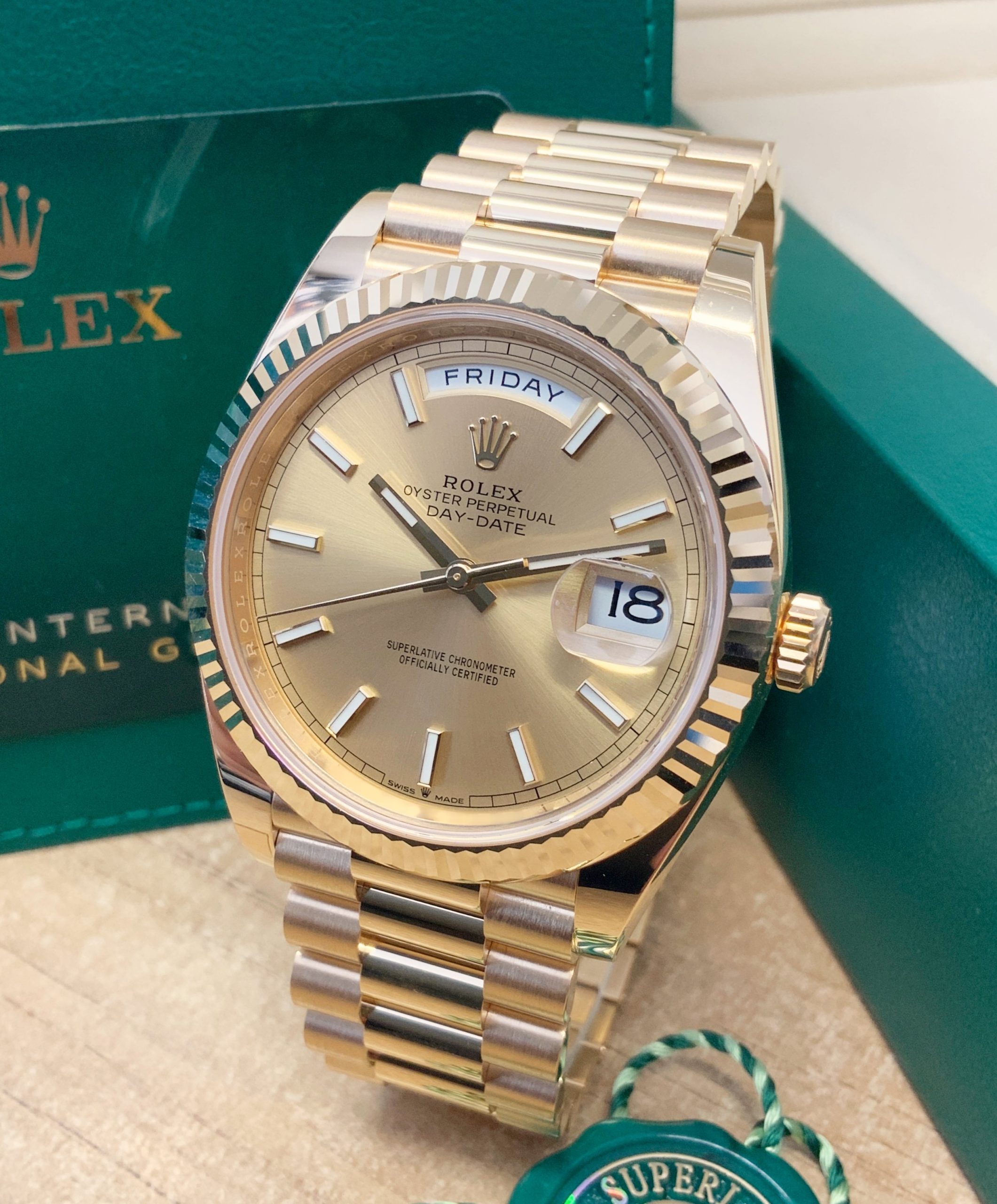 Rolex replica Day-Date II 40 228238 Yellow Gold dial - immagine 7