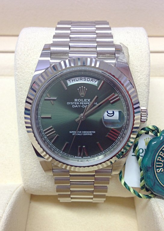 Rolex replica day-date ll 228239 olive dial orologio replica - immagine 2