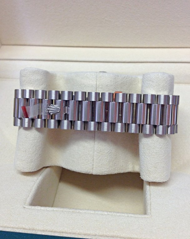 Rolex replica day-date ll 228239 olive dial orologio replica - immagine 4