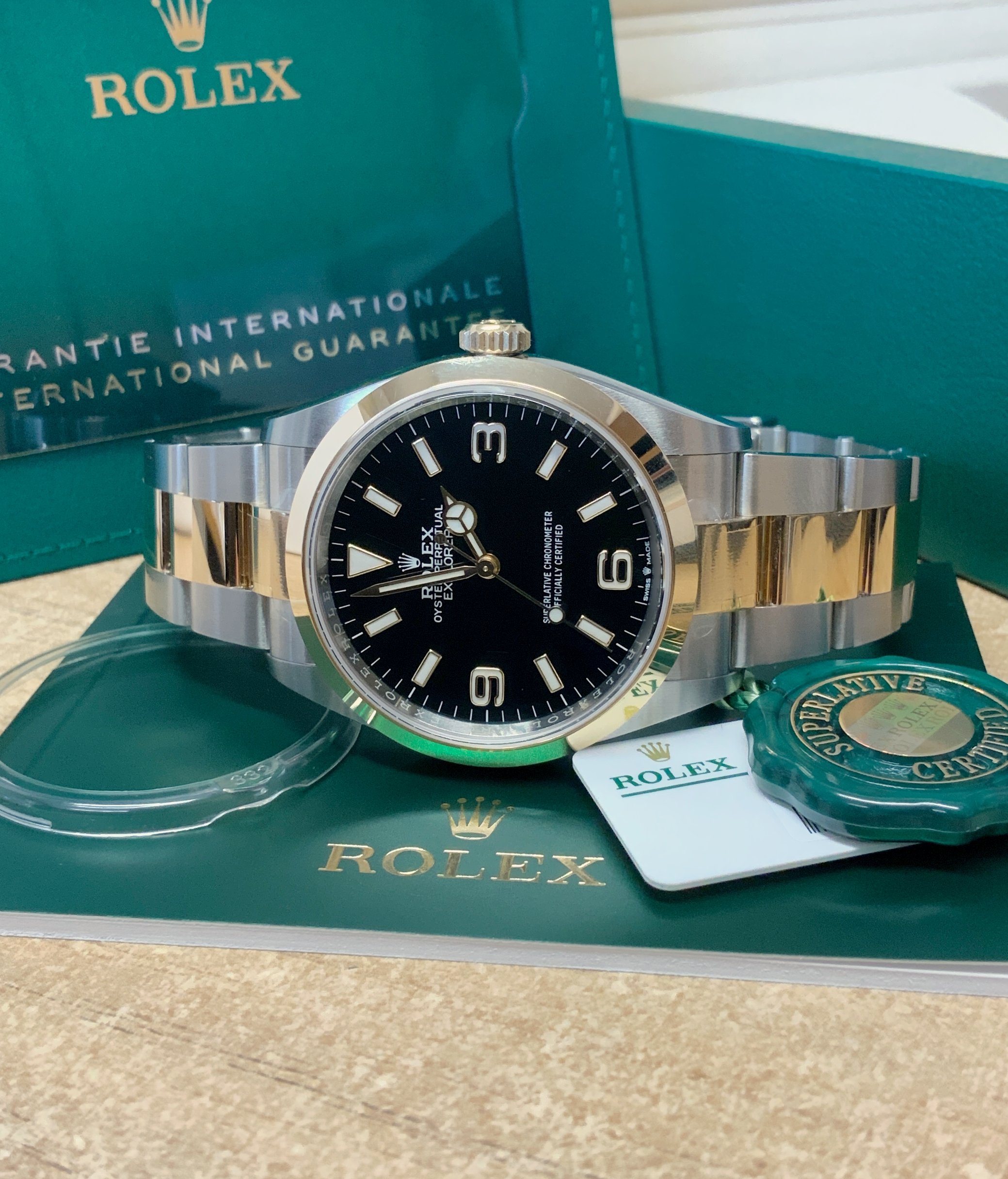 Rolex replica Explorer I 36mm 124273 Black Dial acciaio oro - immagine 3