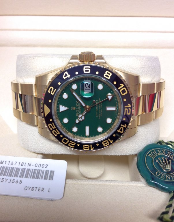 Rolex replica GMT Master II yellow gold 116718LN green dial - immagine 2