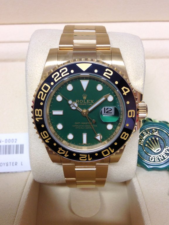 Rolex replica GMT Master II yellow gold 116718LN green dial - immagine 4