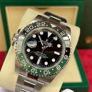 Rolex replica GMT master II ref. 126720VTNR sprite mancino