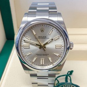 Rolex replica Oyster Perpetual 41 124300 Silver Dial
