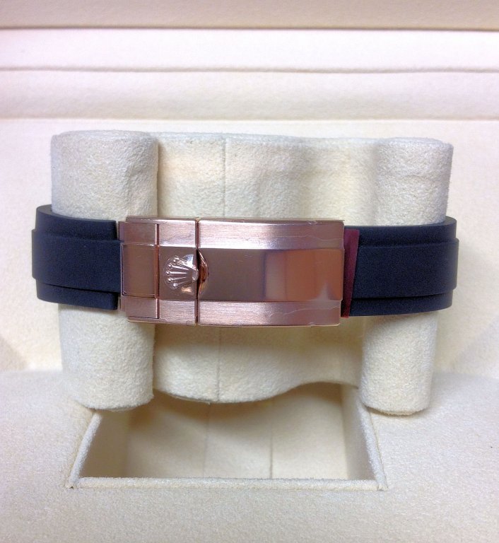 Rolex replica yacht master I rose gold basilea strip rubber-b orologio replica copia - immagine 6