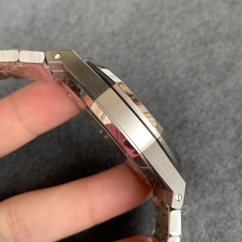 Audemars Piguet replica royal oak 15400 ST jumbo blue dial clone movement - immagine 4