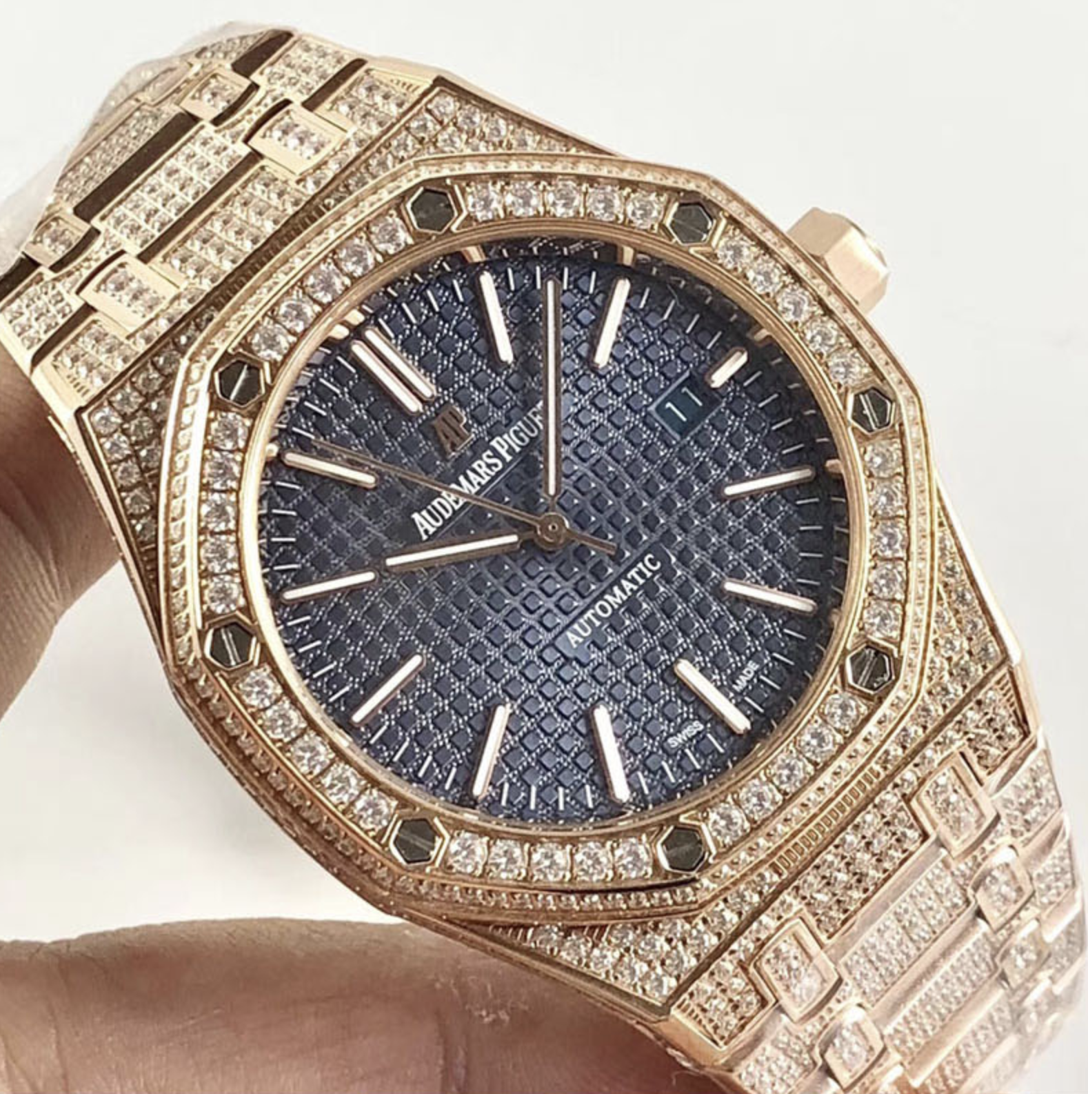 Audemars piguet replica royal oak ref. 15400 41mm rose gold full paved diamonds blue dial - immagine 3