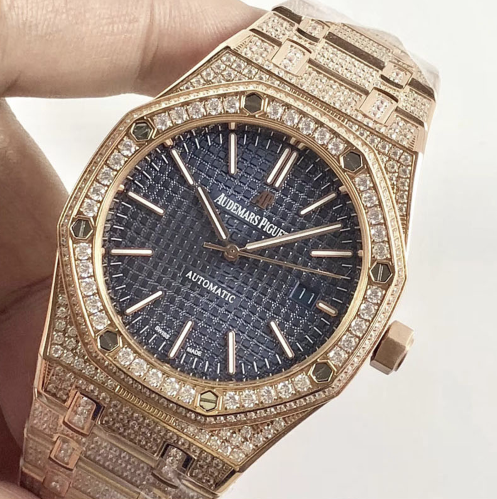 Audemars piguet replica royal oak ref. 15400 41mm rose gold full paved diamonds blue dial - immagine 4