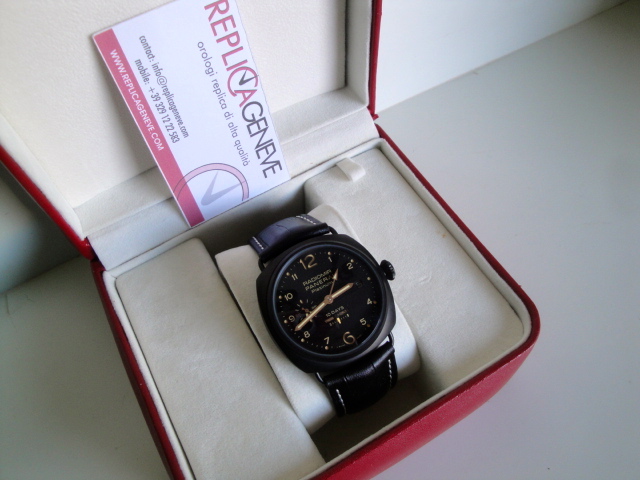 Officine Panerai replica radiomir titanium 10 days pvd strip leather orologio replica imitazione - immagine 2